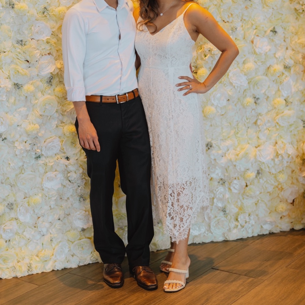 WHITE LACE DRESS
